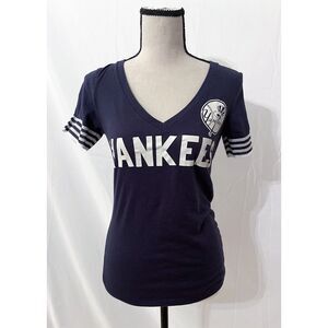 PINK Victoria's Secret MLB T Shirt | NY Yankees Short Sleeves